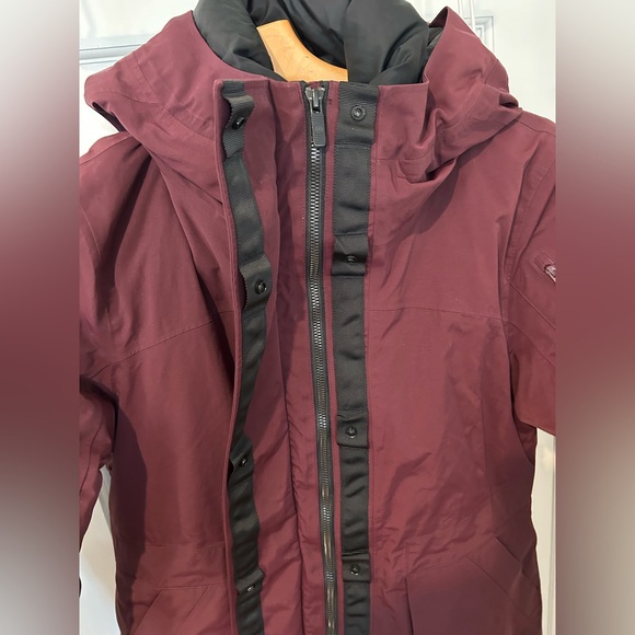 Lululemon Athletica Maroon Down Filled Parka - Picture 4 of 9